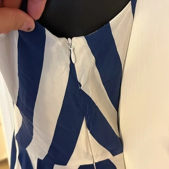 Amanda Uprichard Big Blue Stripe Silk Haley Dress Size Small - Picture 4 of 6